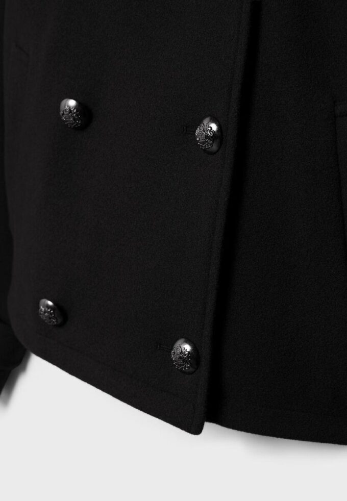 Bunda Jemné na dotek s překříženým výstřihem a vysokým límcem