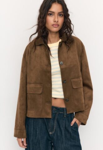 Bunda z umělé semiše s kapsami