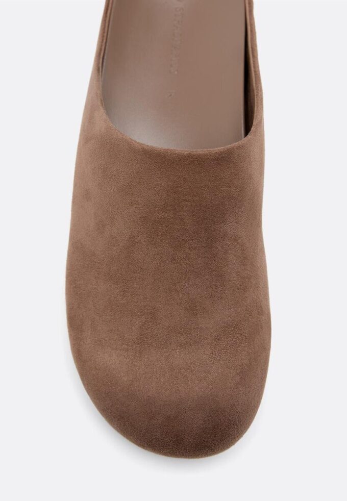 Clogy z umělé semiše