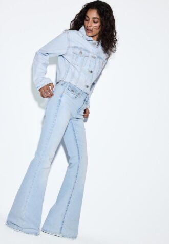 D04 Džíny s nízkým pasem a Flared nohavicemi
