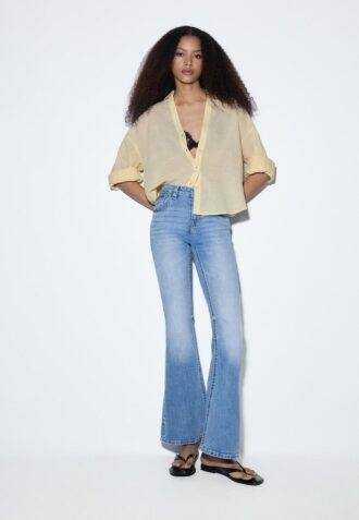 D04 Džíny s nízkým pasem a Flared nohavicemi