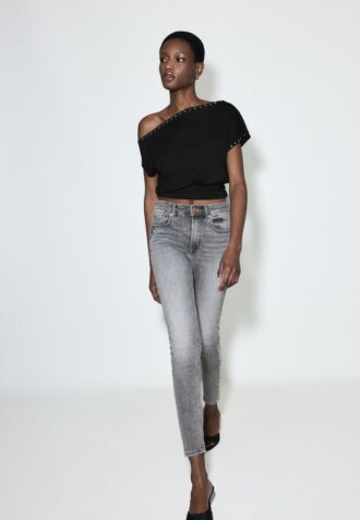 D07 Skinny džíny s normálním pasem