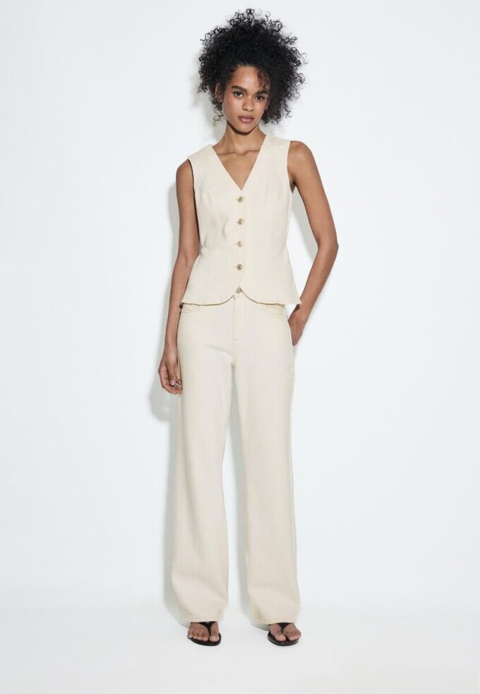 D92 Rovné džíny se širokými nohavicemi