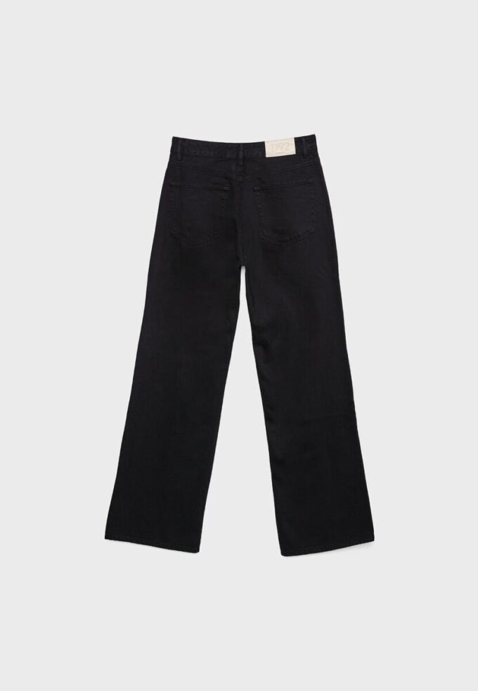 D92 Rovné džíny se širokými nohavicemi D92 Rovné džíny se širokými nohavicemi