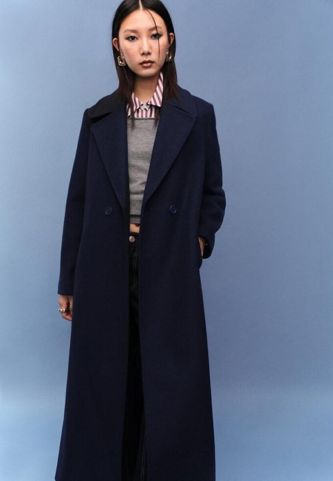 Dlouhý kabát s páskem