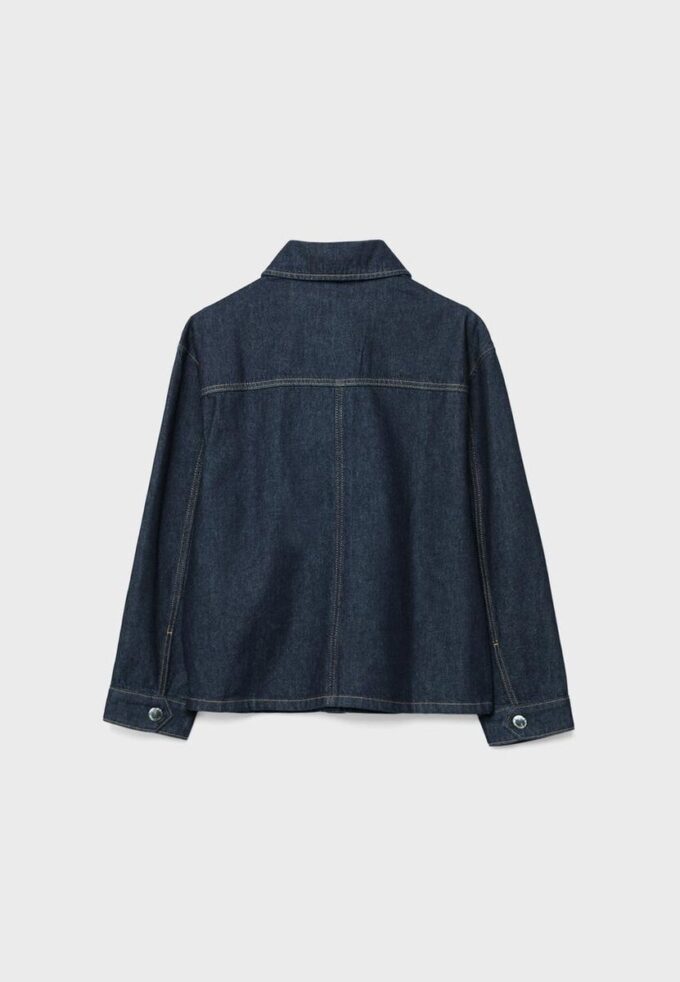Džínová bunda s kapsami