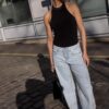 Džíny s nízkým pasem a Wide Leg nohavicemi s kamínky Džíny s nízkým pasem a Wide Leg nohavicemi s kamínky