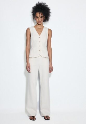 Džíny s úzkým střihem pro topy