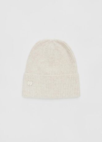 Žebrovaná čepice s plaketou