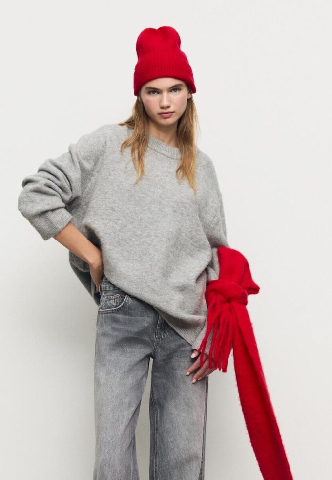 Žebrovaná čepice s plaketou