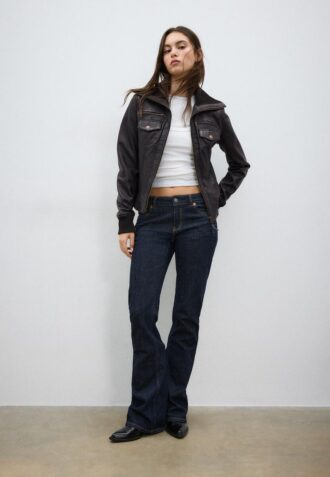 Žebrovaná kombinovaná bundička z kůže