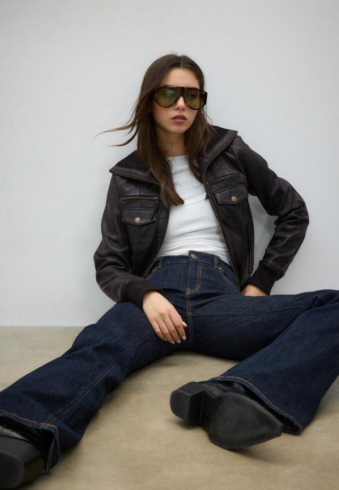 Žebrovaná kombinovaná bundička z kůže Žebrovaná kombinovaná bundička z kůže