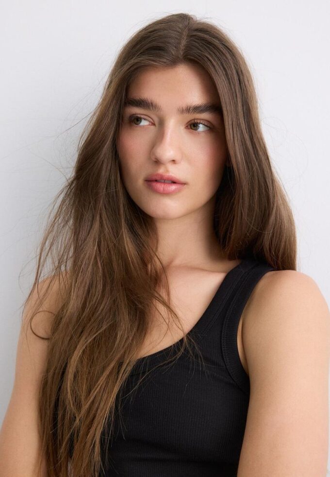 Žebrované tričko s racerbackem