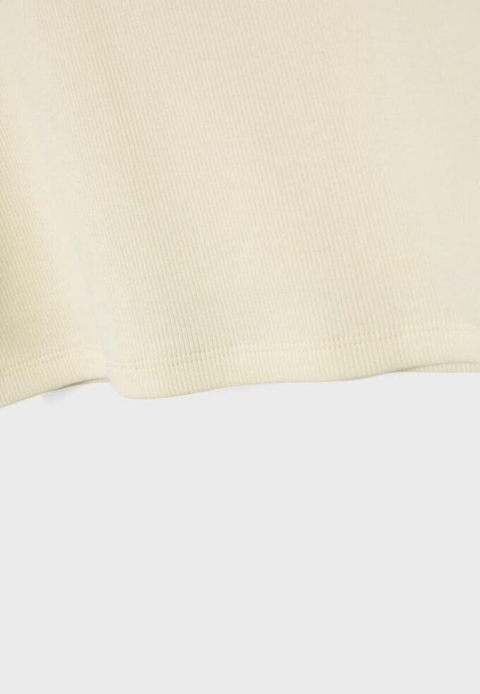 Žebrované tričko s racerbackem