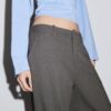 Elegantní volné kalhoty s detaily švů Elegantní volné kalhoty s detaily švů