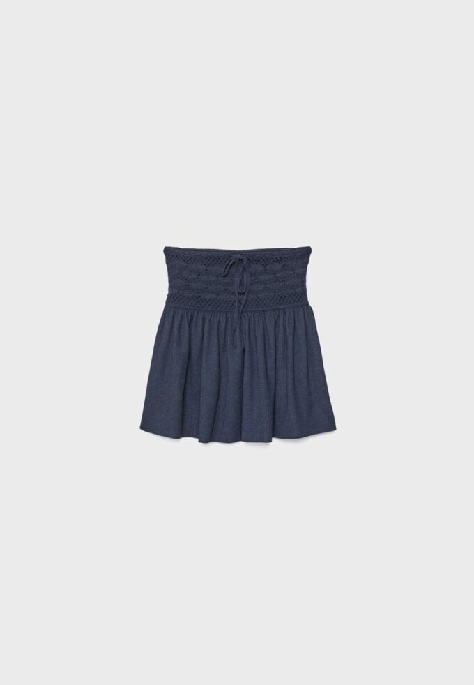 Háčkovaný bandeau top Háčkovaný bandeau top