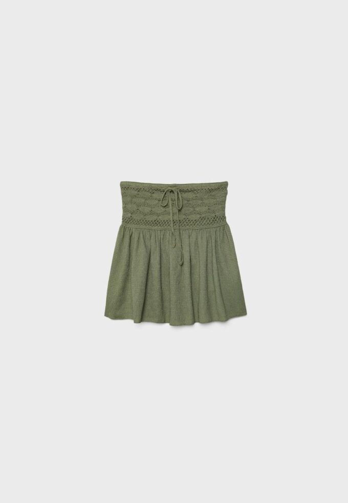 Háčkovaný bandeau top Háčkovaný bandeau top