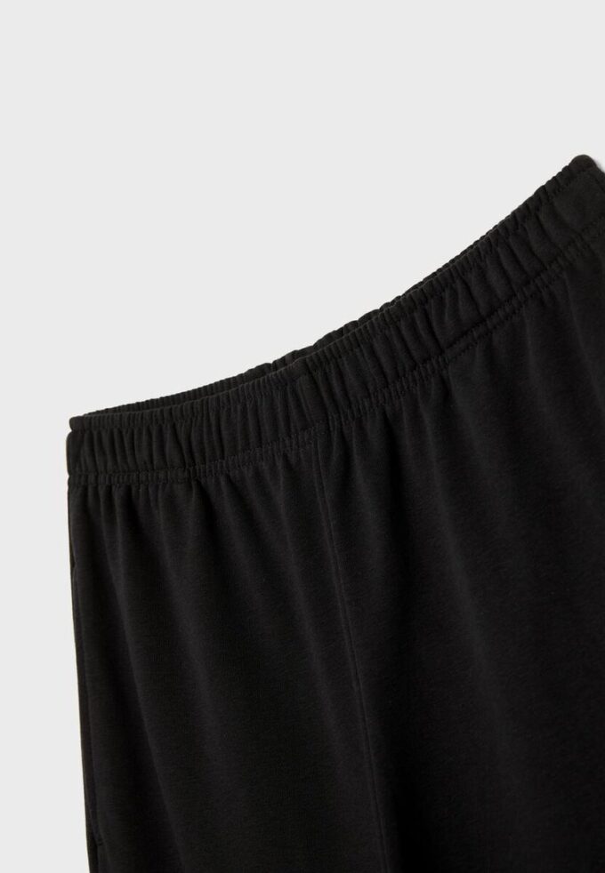 Jogger kalhoty se širokými nohavicemi Jogger kalhoty se širokými nohavicemi
