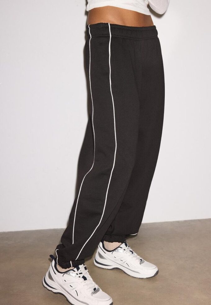 Joggingové kalhoty s lemováním