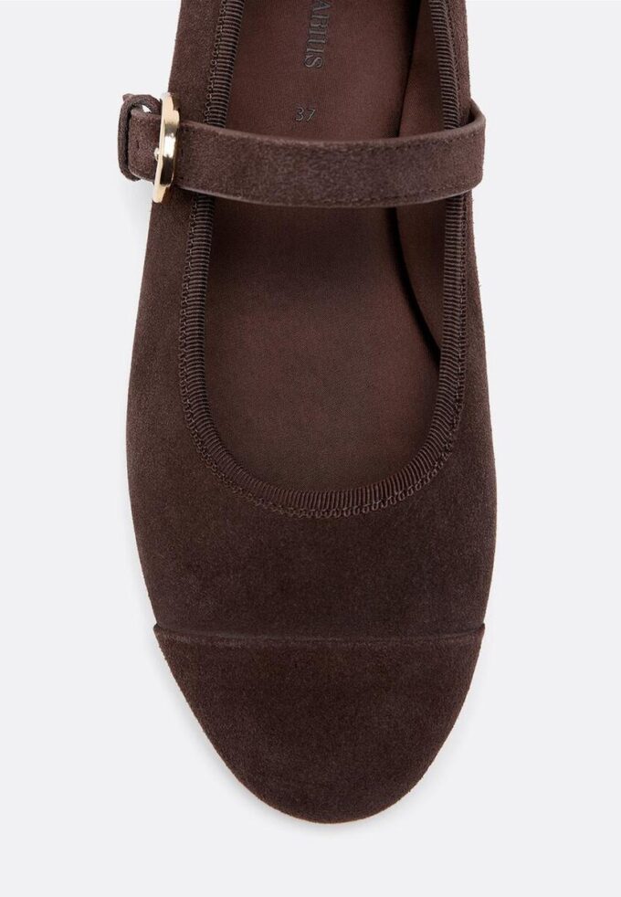 Kožené baleríny s špičkou