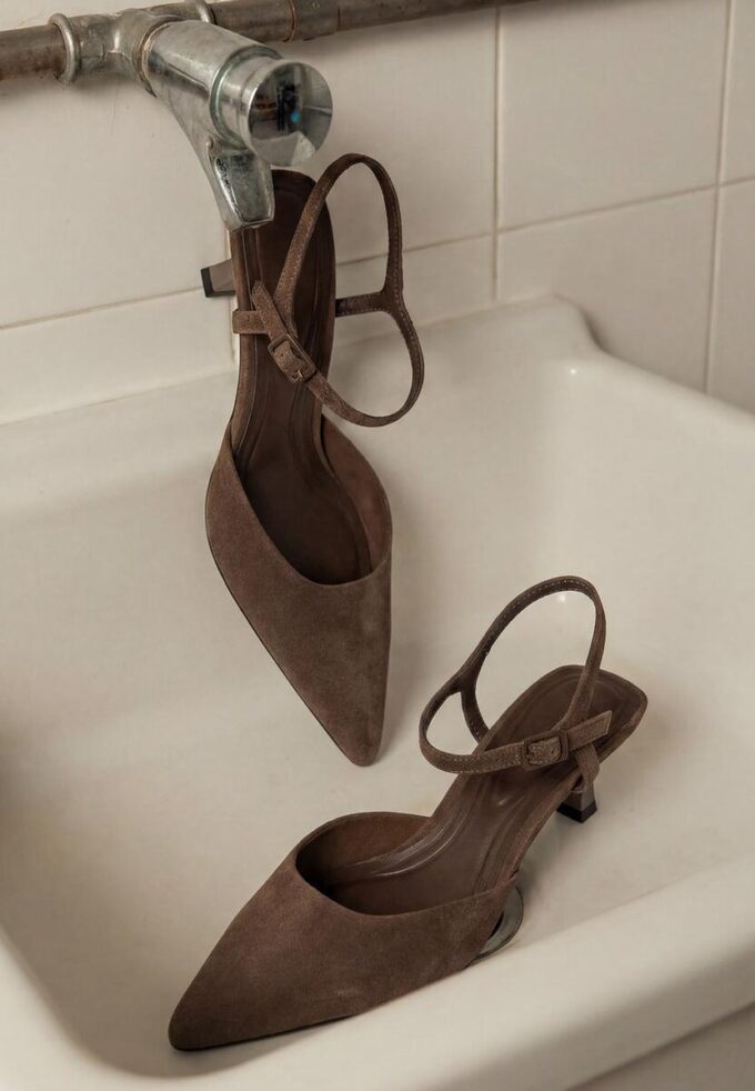 Kožené boty na podpatku