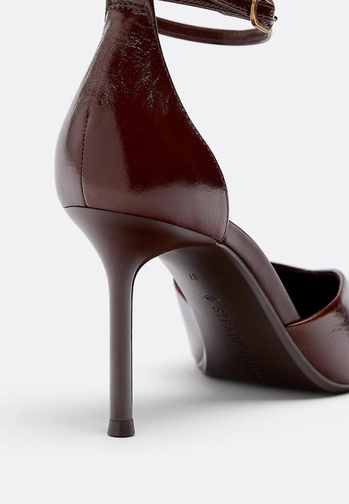 Kožené boty na podpatku