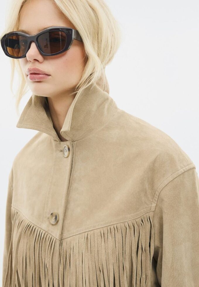 Kožená bunda s třásněmi