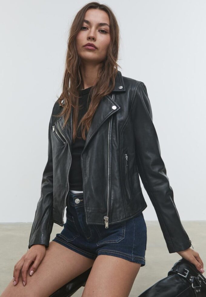 Kožená motorkářská bunda