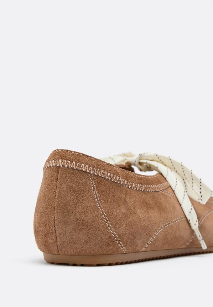 Kožené tenisky s mašlí