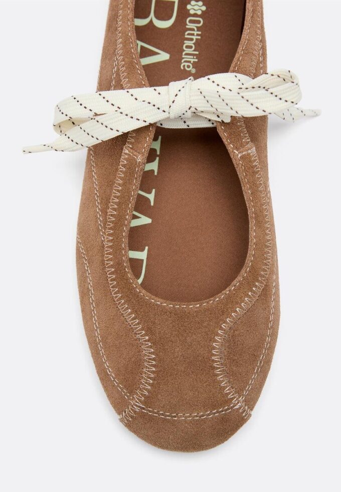 Kožené tenisky s mašlí