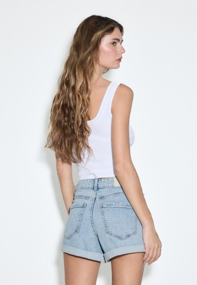 Kraťasy D85 Slim Mom Fit Kraťasy D85 Slim Mom Fit