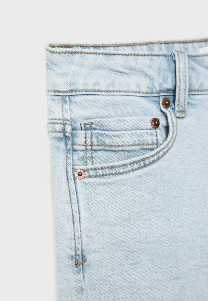 Kraťasy D85 Slim Mom Fit Kraťasy D85 Slim Mom Fit