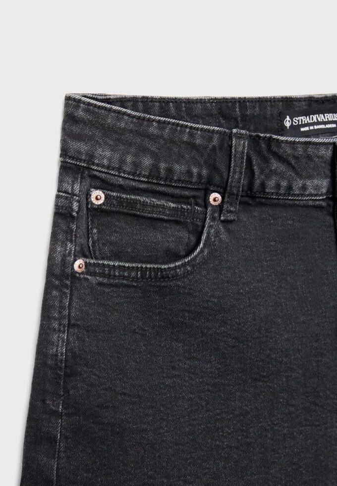 Kraťasy D85 Slim Mom Fit Kraťasy D85 Slim Mom Fit