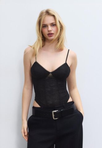 Krajkové body s ramínky