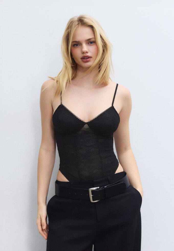 Krajkové body s ramínky Krajkové body s ramínky