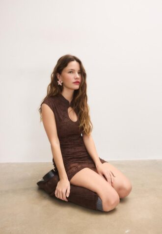 Krátké šaty ve stylu qipao