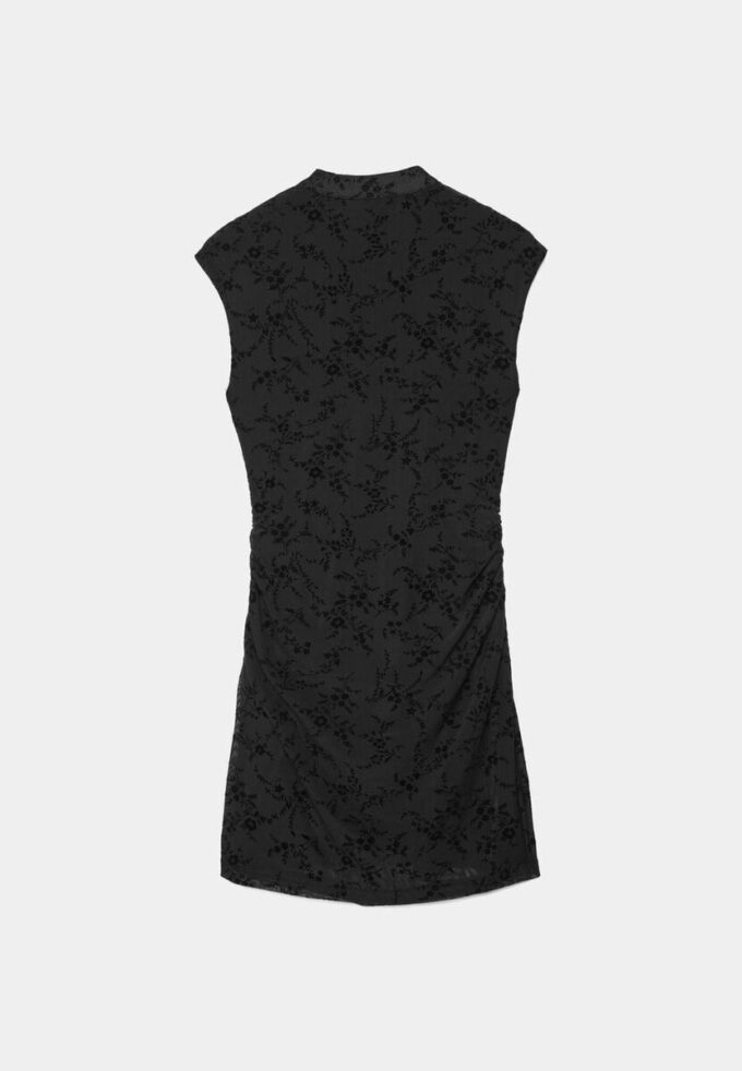 Krátké šaty ve stylu qipao Krátké šaty ve stylu qipao