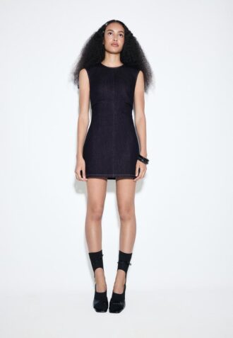 Krátké džínové šaty Krátké džínové šaty