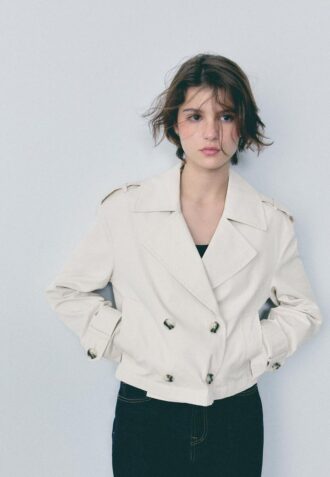 Krátký dvouřadý trenčkot