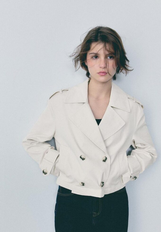 Krátký dvouřadý trenčkot