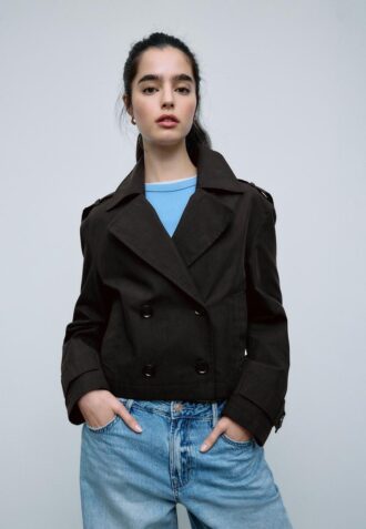 Krátký dvouřadý trenčkot