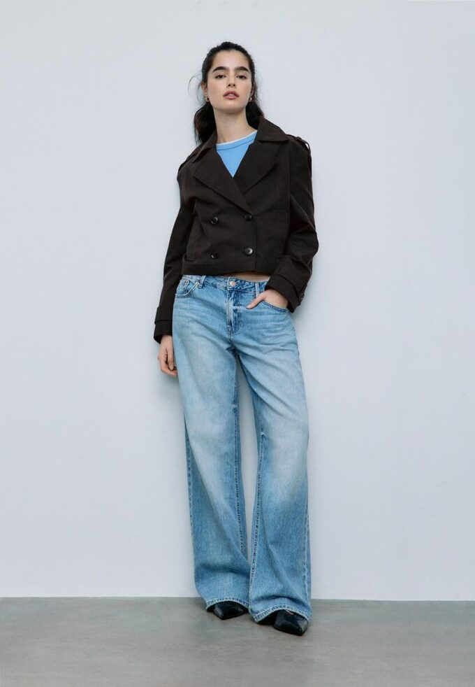 Krátký dvouřadý trenčkot