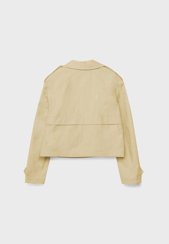 Krátký dvouřadý trenčkot Krátký dvouřadý trenčkot