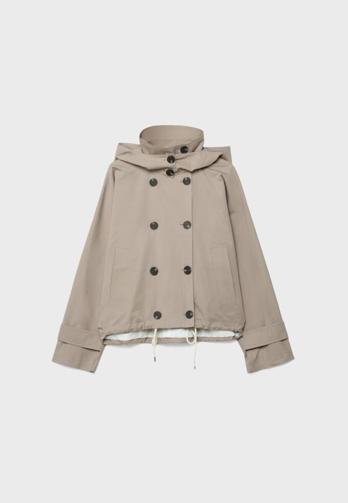 Krátký trenčkot s nafouknutými rukávy a odnímatelnou kapucí Krátký trenčkot s nafouknutými rukávy a odnímatelnou kapucí