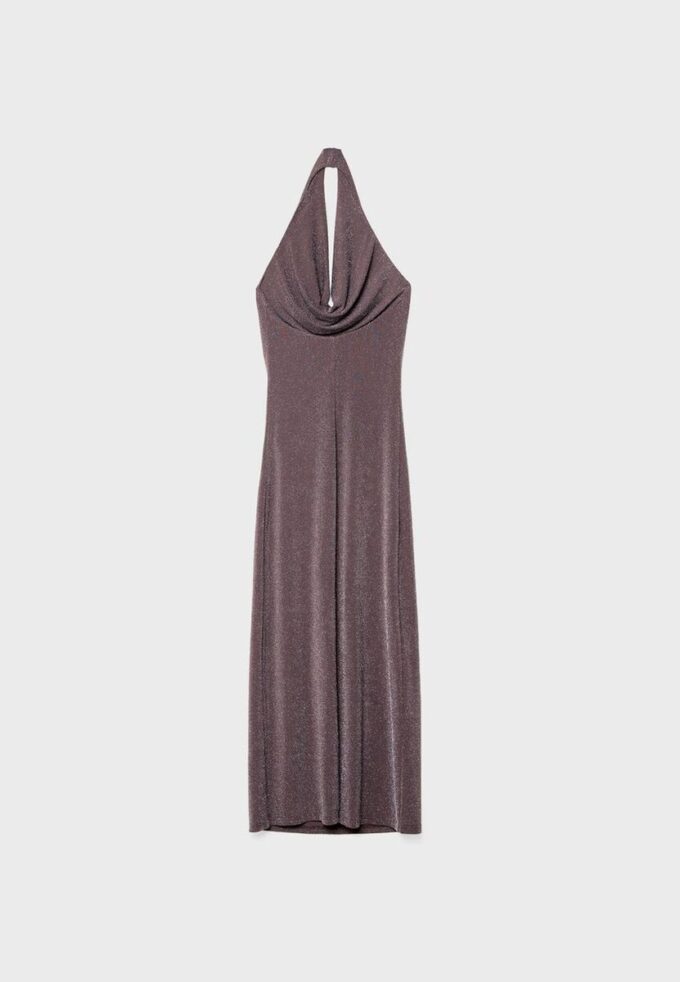 Midi šaty s metalickými nitěmi a výstřihem za krk