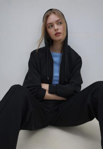 Mikina na zip s měkkým povrchem