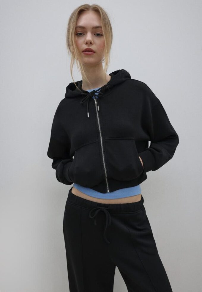 Mikina na zip s měkkým povrchem