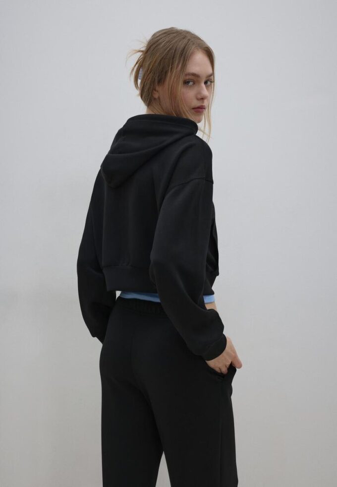 Mikina na zip s měkkým povrchem