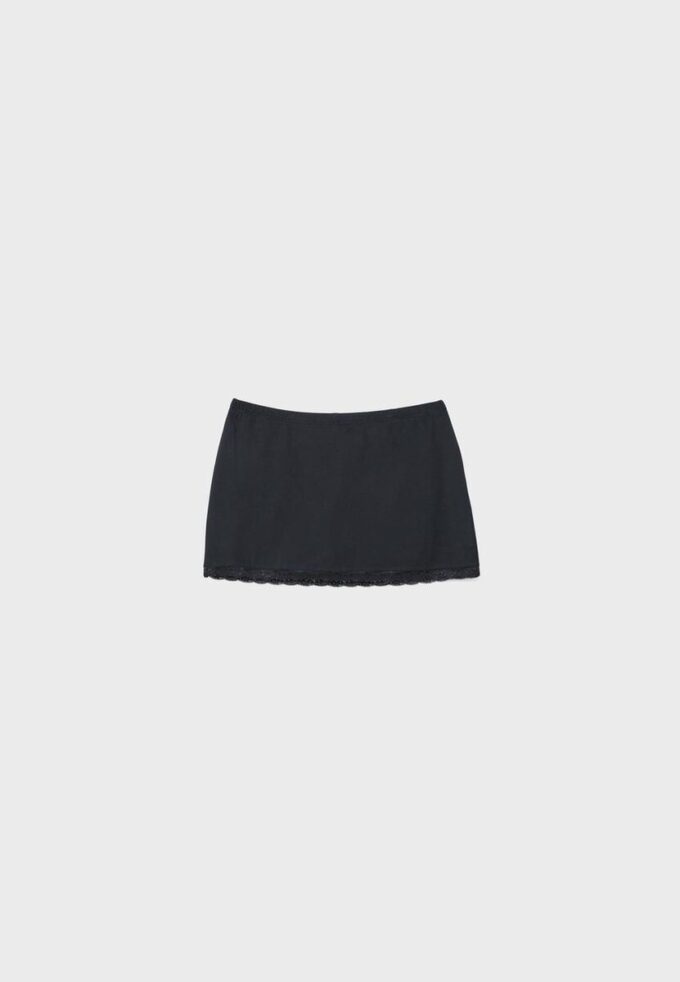 Mini Skort s krajkovým lemem Mini Skort s krajkovým lemem