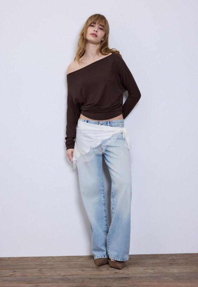 Modalové asymetrické tričko